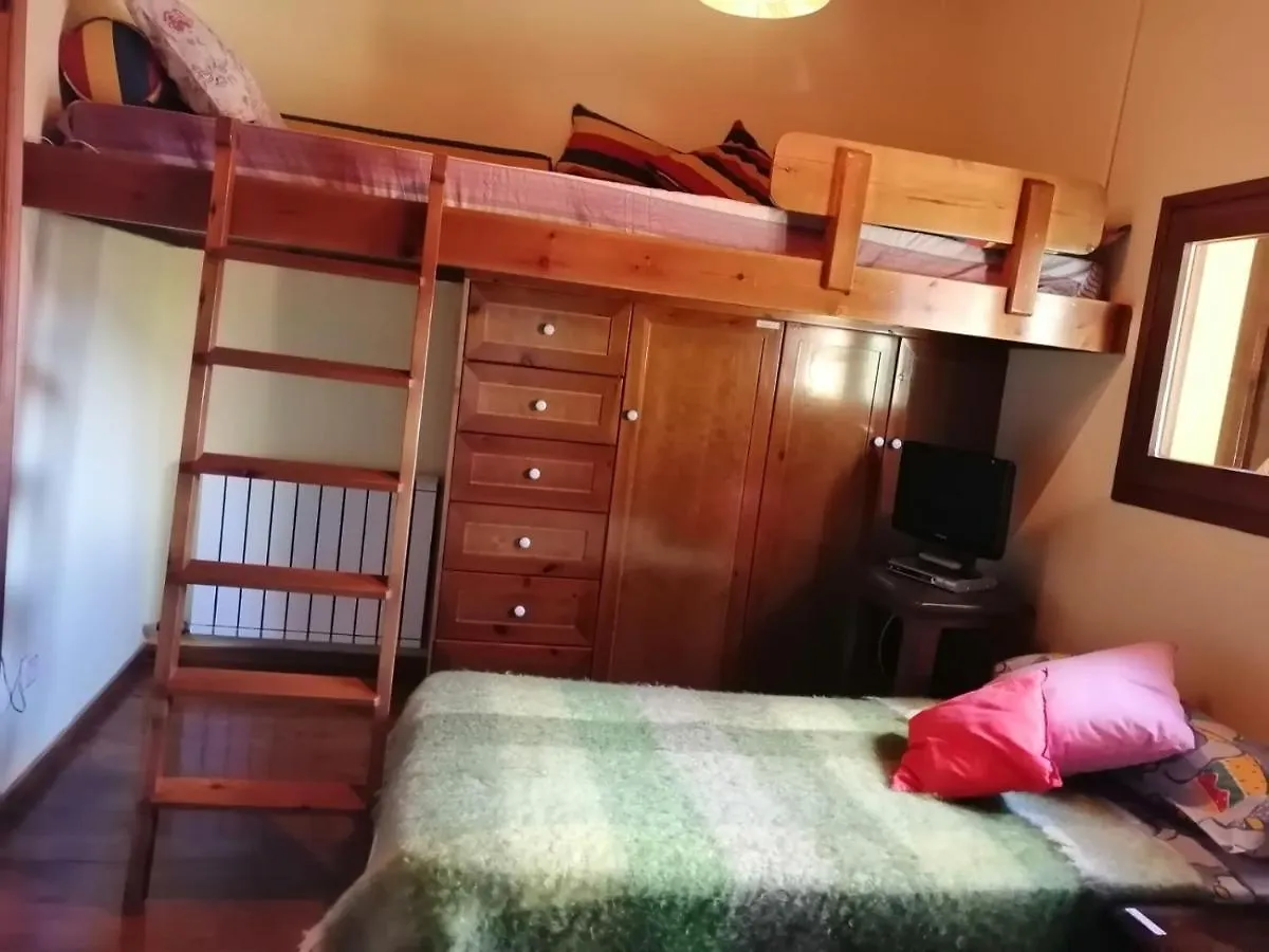 Homestay Casa Rous Apartment Mollo Spain